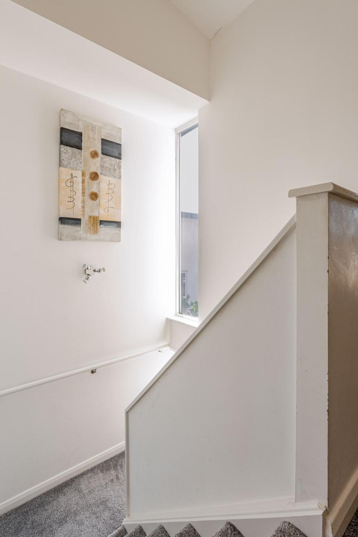 Comfortable 3-Storey House With Free Car Parking Μάντσεστερ Εξωτερικό φωτογραφία